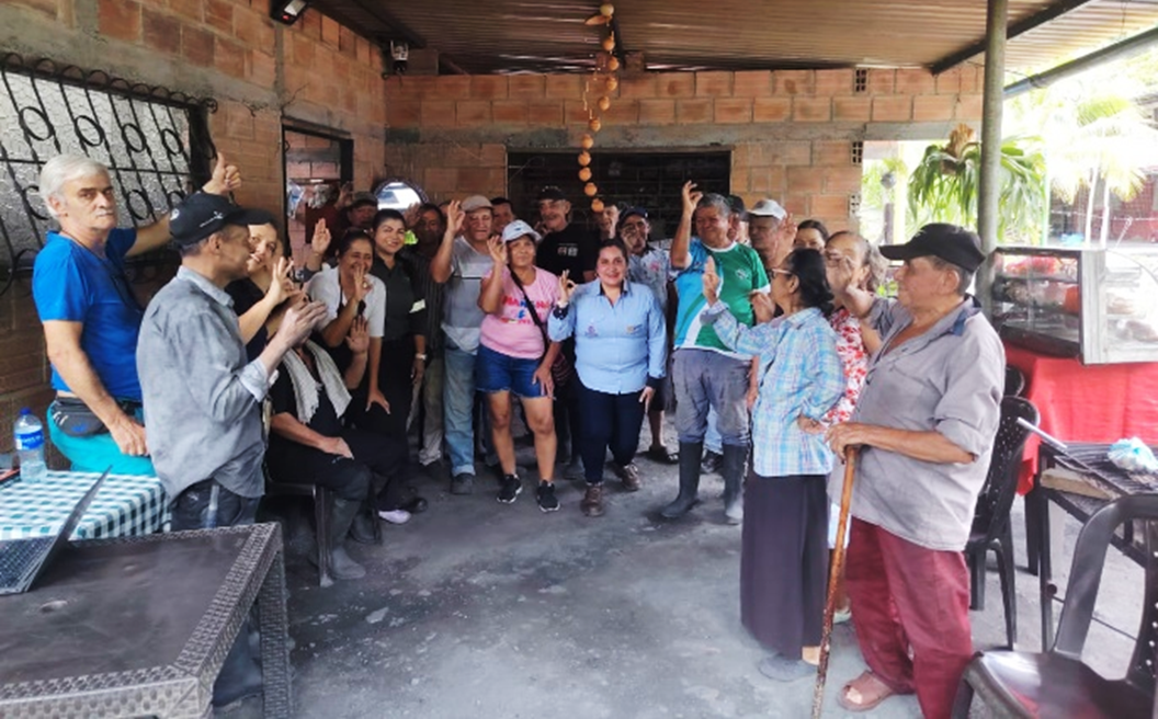 EBSA asesorando a los usuarios del Municipio de Quípama