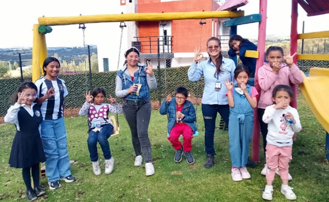 La energía del amor y la seguridad eléctrica llega a la niñez combitense
